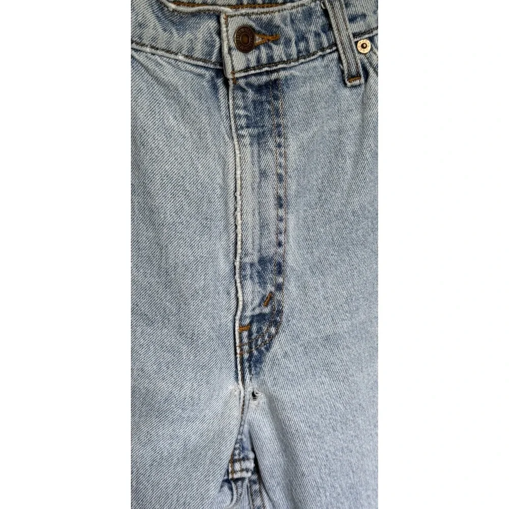 Vintage 1997 Levi's 550 Orange Tab Cut Off Denim Shorts Men's 34 Light Wash 1041